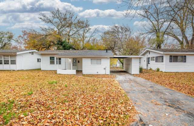 Photo of Charming 3-Bedroom Home in a Convenient St. Louis Location!