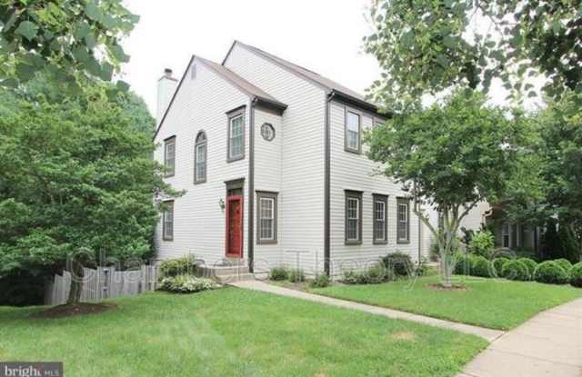 11956 Sentinel Point Ct