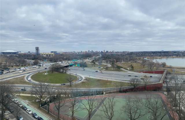 61-20 Grand Central Parkway