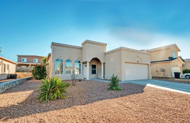 Gorgeous and Spacious Eastside Home for Rent with Refrigerated Air!