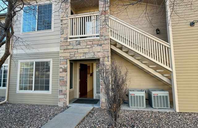 SPACIOUS 2bd/2ba Condo- Available NOW!