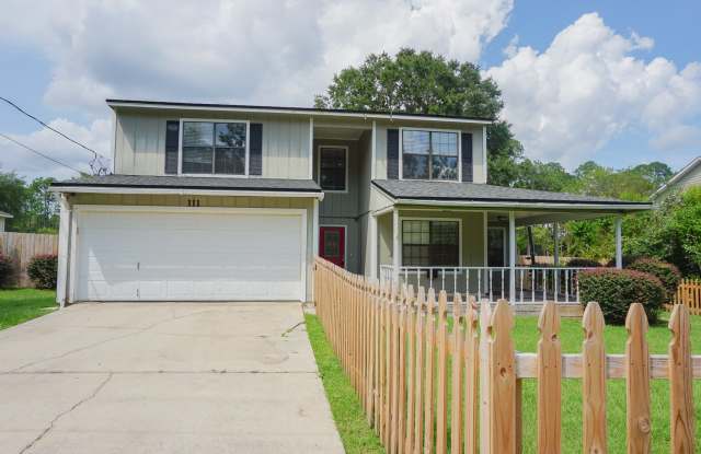 Photo of 111 Palmetto Drive