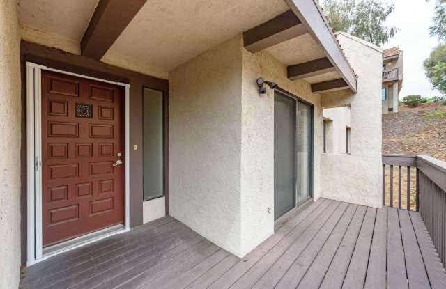 Spacious SDSU Townhome For Rent!