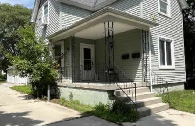 Photo of 1726 North 9th Street - 1726A - Upper