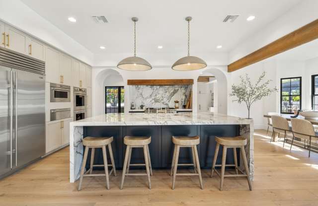 Photo of 72420 Silver Spur Lane
