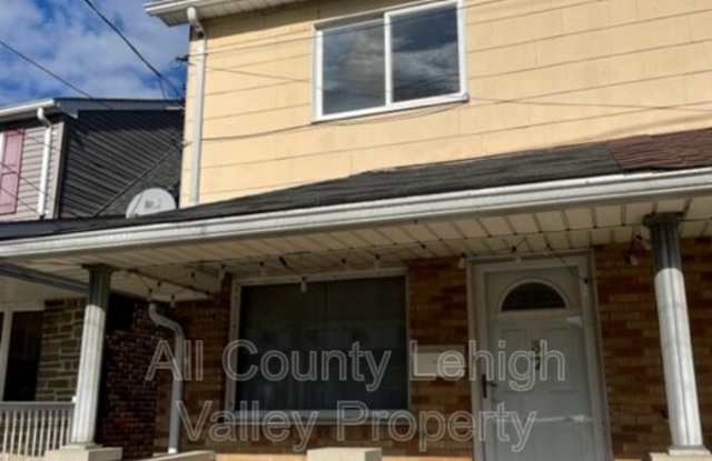 37 N Front St
