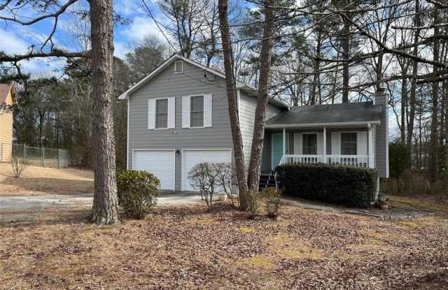 2522 WHISPER Court
