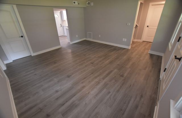 169 S Madison Street