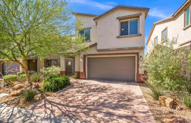 Modern Gated 3 Bedroom Retreat with Loft & Entertainer’s Backyard