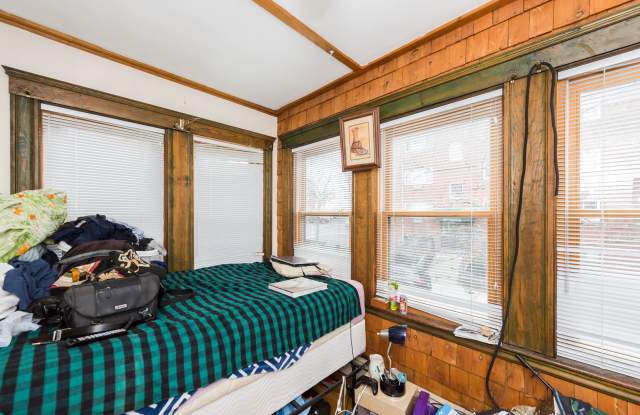 Great Condo style 4 Bedroom Right on Mission Hill!