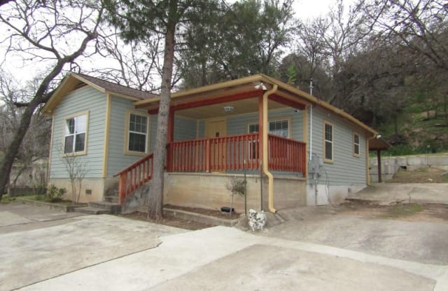 2808 OAK SPRINGS DR - 2808 Oak Springs Drive, Austin, TX 78702