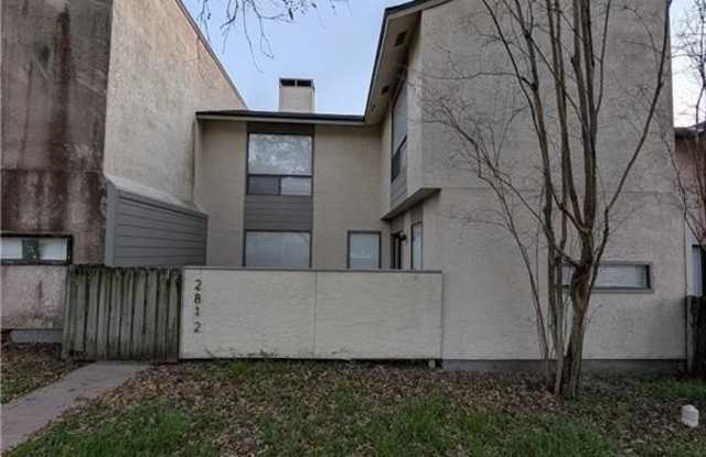 2812 Village Drive