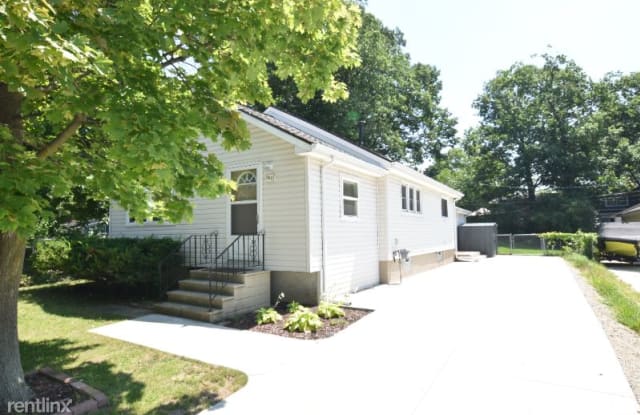 3891 Lawley Ave - 3891 Lawley Avenue, Waterford, MI 48328