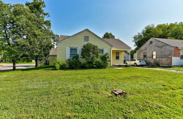 3841 Northwest 27th Street