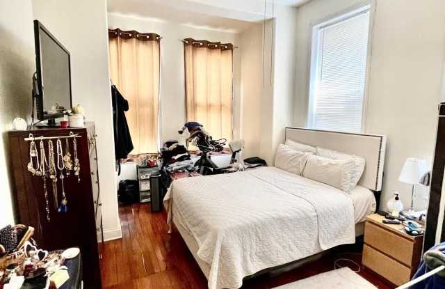 4217 RIDGE Avenue unit: 2