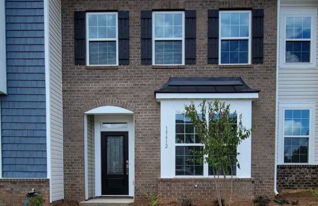 Photo of 15612 Country House Street