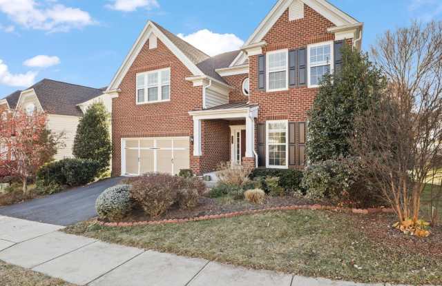 43527 LOUDOUN BARN Way