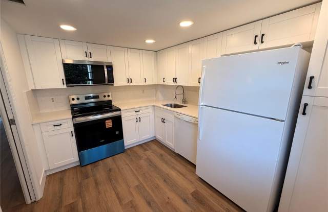 605 Oaks Drive unit: 406