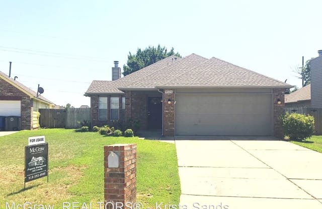 9526 E. 76th St. - 9526 East 76th Street, Tulsa, OK 74133