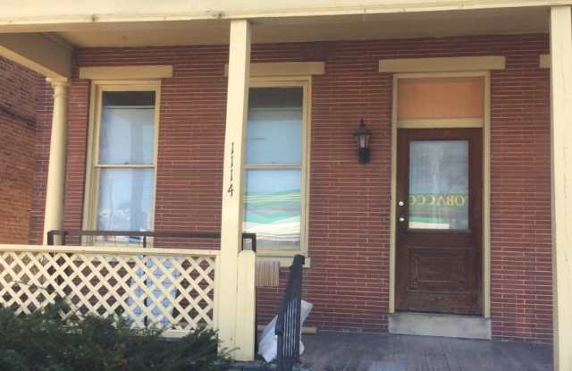 1-2 Bedroom, 1st Floor, Yard, Laundry Option, West York SD