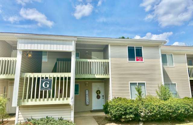 1712 Eagles Place #G203