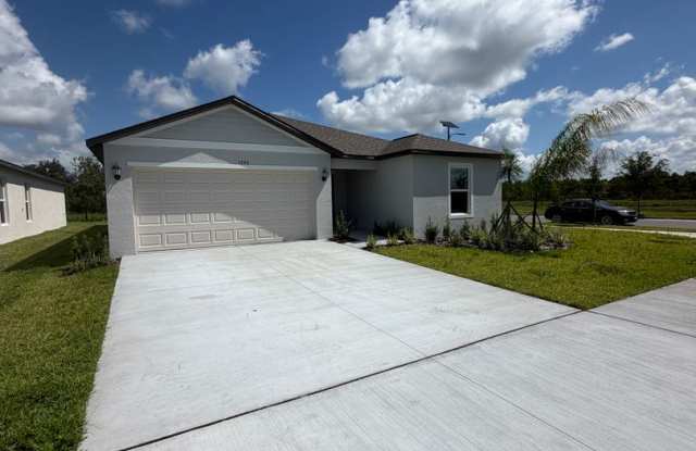 Brand new!!!! 4 Bedroom 3 Bathroom with Den!!!