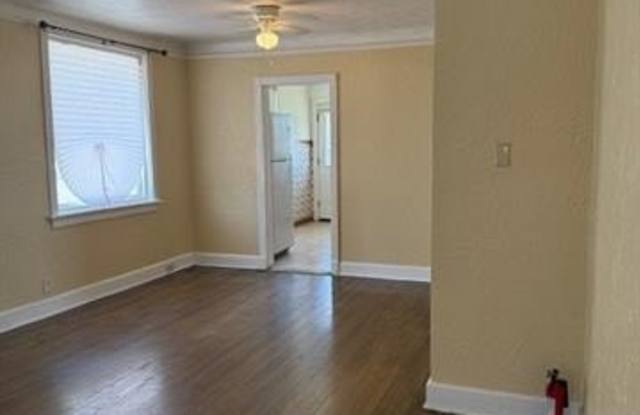 3509 LIVINGSTON Street