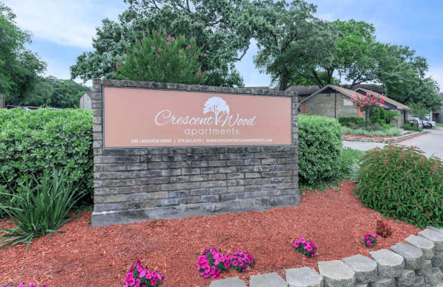 CrescentWood Apartments