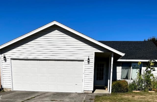 15814 NE 87th Cir - 15814 Northeast 87th Circle, Orchards, WA 98682