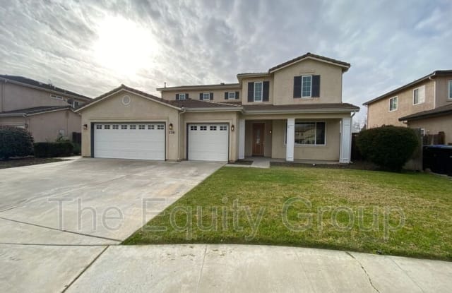 2241 North Tommy Ct - 2241 North Tommy Court, Visalia, CA 93291