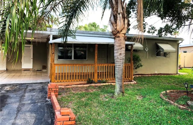 2932 NE 12th Ave - 2932 Northeast 12th Avenue, Pompano Beach, FL 33064