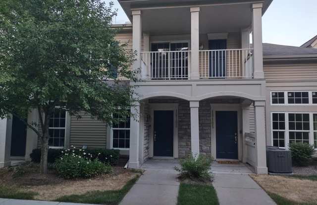 Charming 2-Bed Home in Commerce Township with Modern Amenities