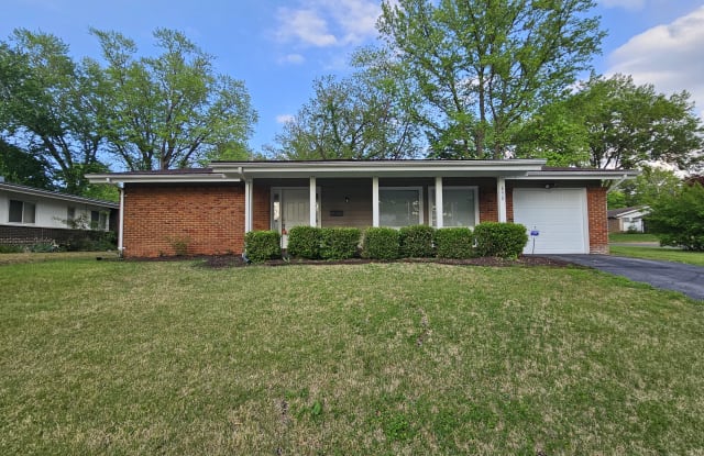 650 Wilshire Dr - 650 Wilshire Drive, Florissant, MO 63033