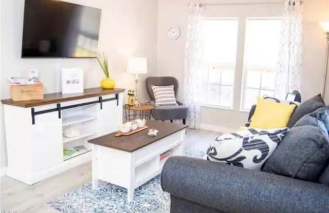 9544 16th Bay Street