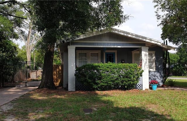 6805 N DIXON AVENUE - 6805 Dixon Avenue, Tampa, FL 33604