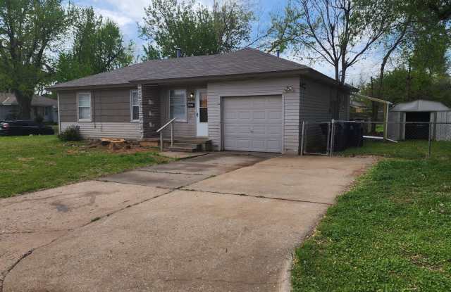 Totally Remodeled 2 Bed 1 Bath SW OKC! $865 Per Month photos photos