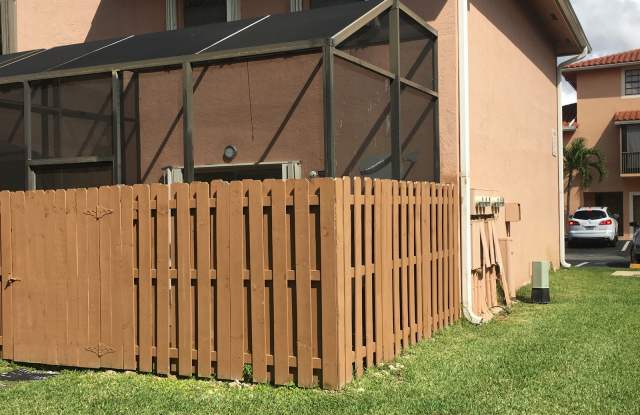 9840 Hammocks Boulevard