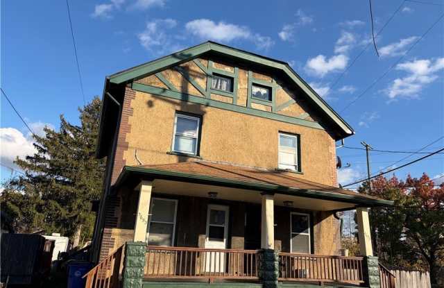 Photo of 3653 W 46th Street