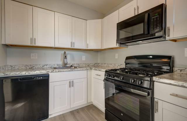 6105 Chinquapin Parkway