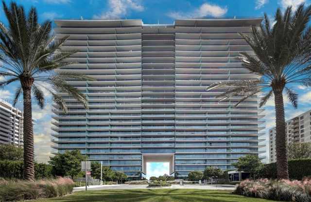 Photo of 10201 Collins Ave