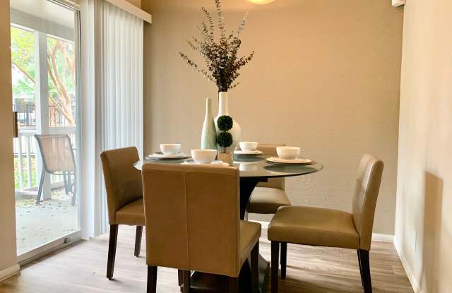 Oak Ridge Apartments