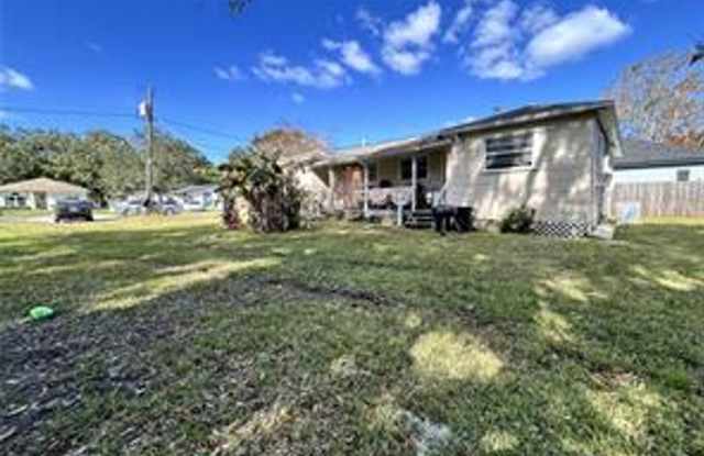 Sanford 2 Bedroom Duplex Apartment for Rent