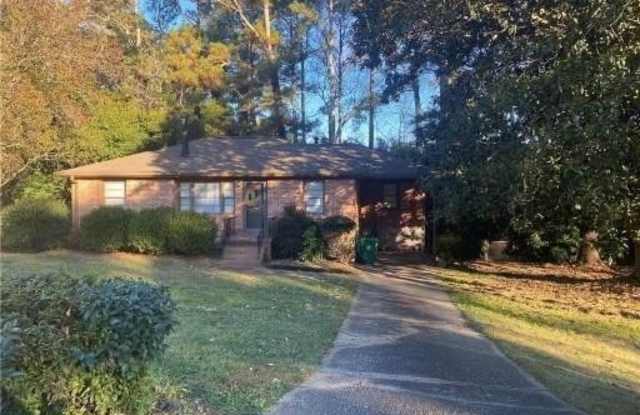 1418 Midlawn Drive