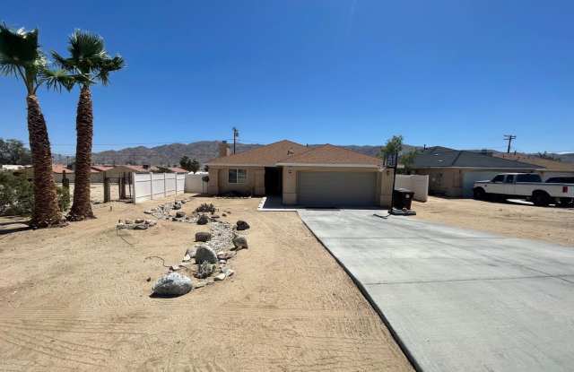 Large 4 Bedroom 2 bath Home in Chocolate Drop Neighborhood