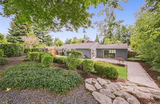 3Bd/1Ba Bellevue Home