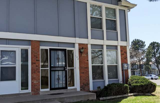 188 Paris Circle