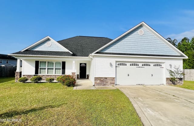 209 Imperial Lane - 209 Imperial Ln, Onslow County, NC 28546