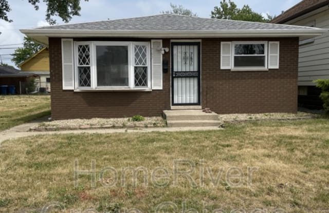 767 May St - 767 May Street, Calumet City, IL 60409