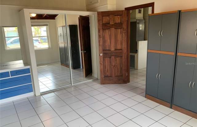 116 N PALMETTO AVENUE