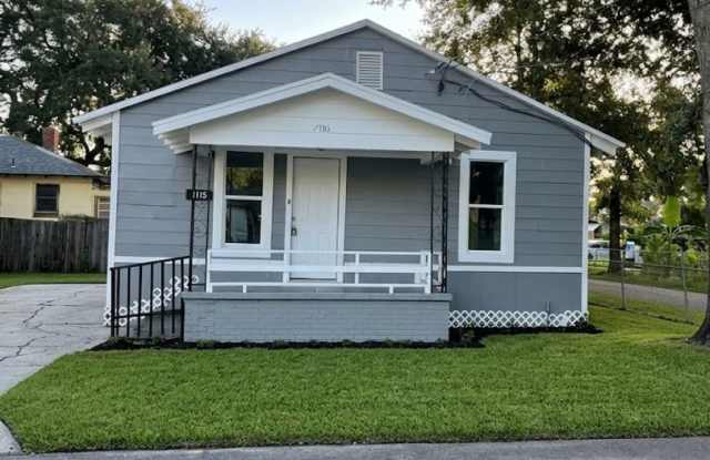 Photo of MOVE-IN SPECIAL! Move in with just a $500 security deposit and only $500 for your first month’s rent!